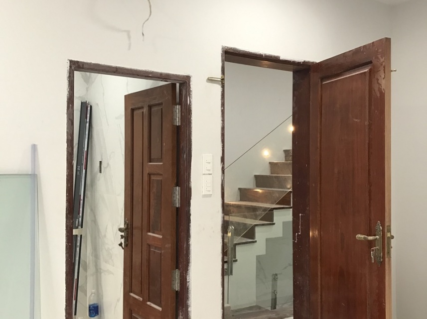 THI CÔNG NHÀ ANH TÔ VĂN SUA