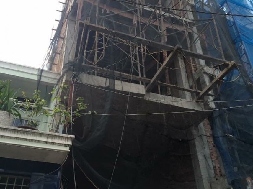 THI CÔNG NHÀ THẦY HIỀN