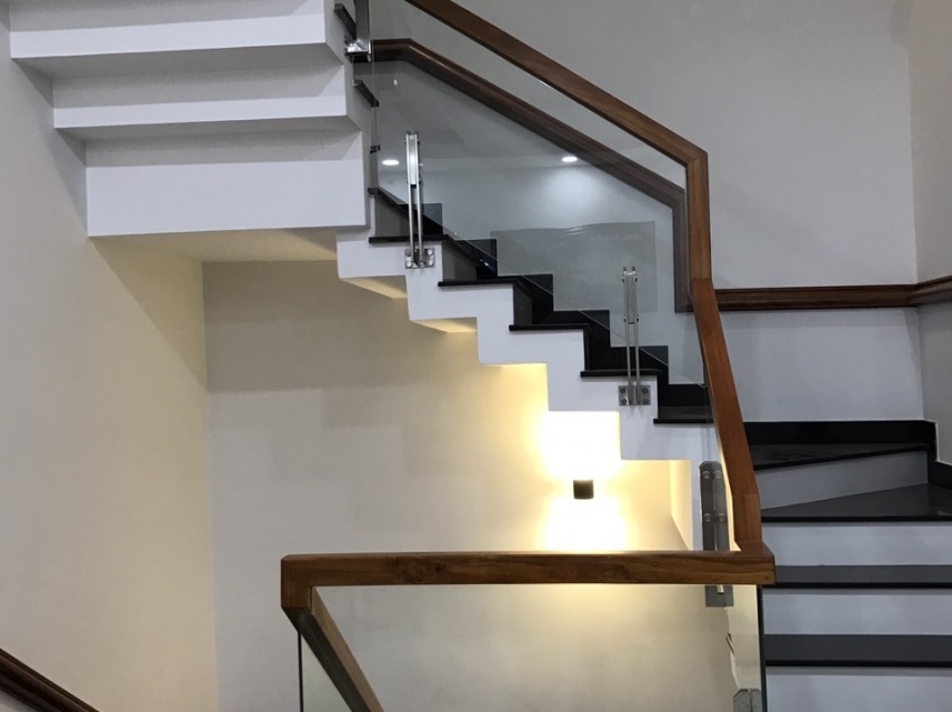 THI CÔNG NHÀ ANH VÕ VĂN TỴ