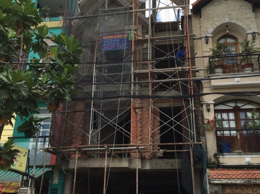 THI CÔNG NHÀ CHÚ PHAN HẢO