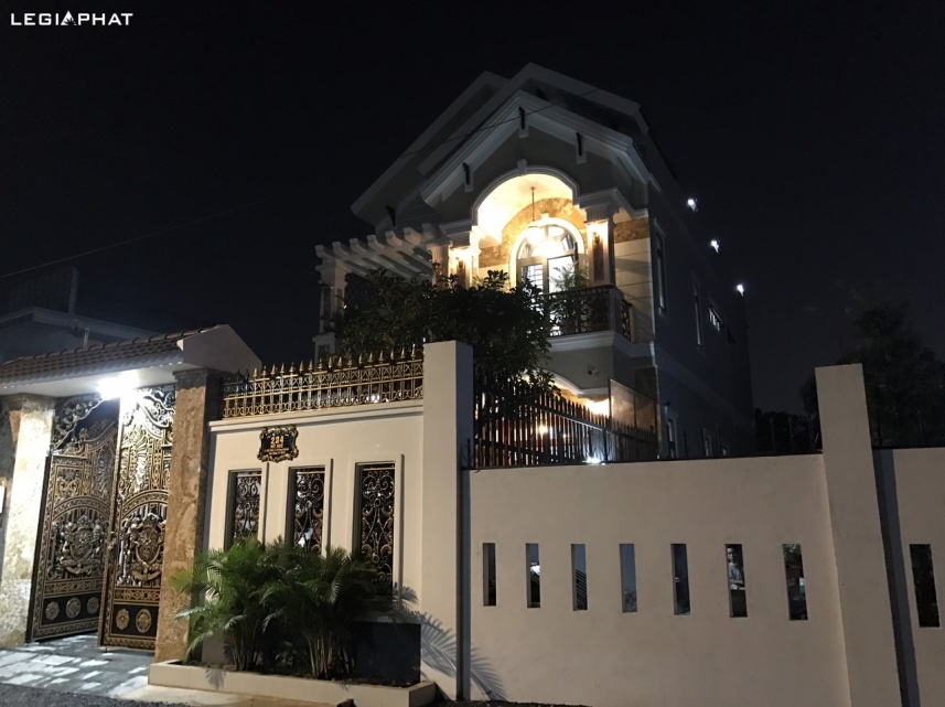 THI CÔNG NHÀ ANH VÕ VĂN TỴ