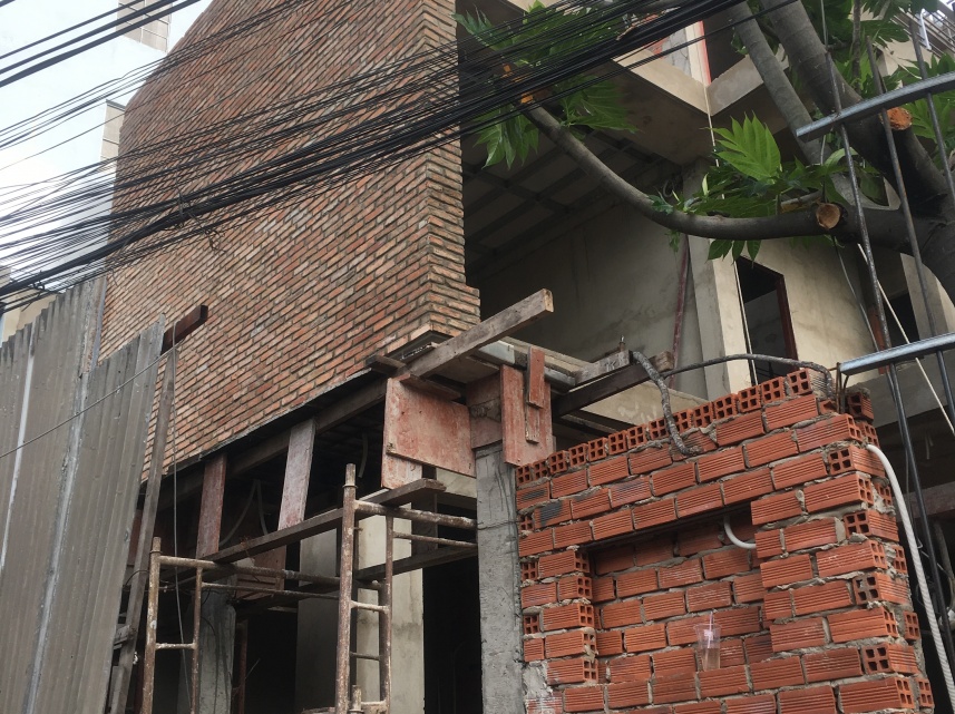 THI CÔNG NHÀ Ở ANH LÊ THÀNH ĐÌNH PHÚ