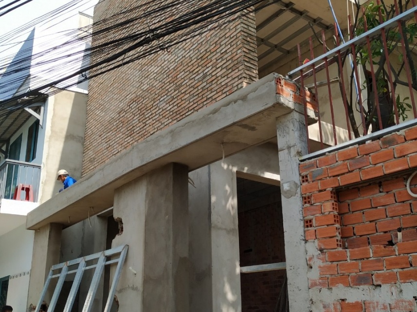 THI CÔNG NHÀ Ở ANH LÊ THÀNH ĐÌNH PHÚ