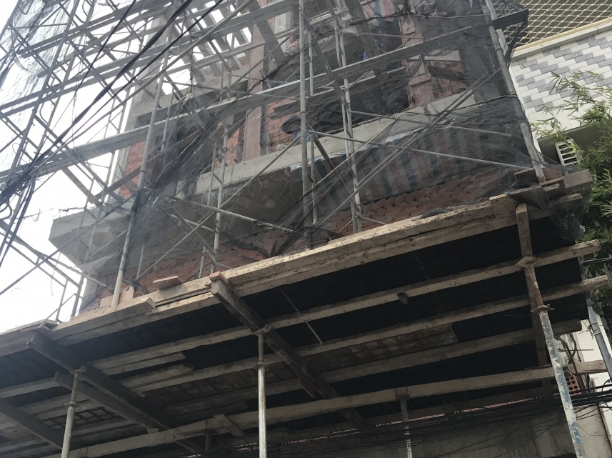 THI CÔNG NHÀ ANH TÔ VĂN SUA