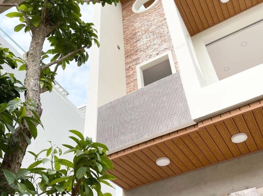 NHÀ ANH LÊ MINH PHƯỚC