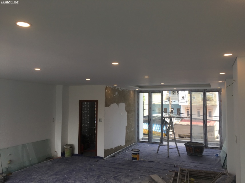 TI CÔNG NHÀ ANH NGUYỄN ĐÌNH CHIỀN 