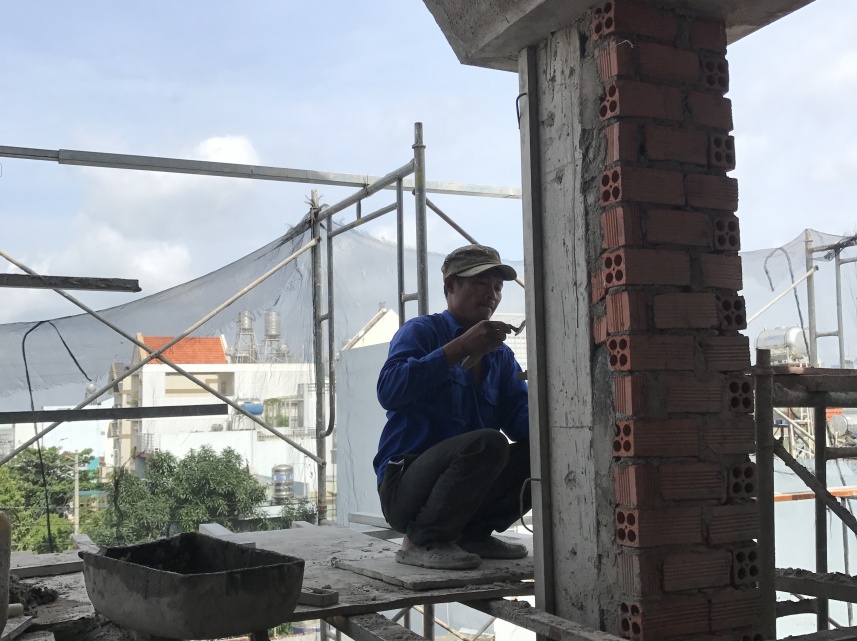 THI CÔNG NHÀ ANH TÔ VĂN SUA