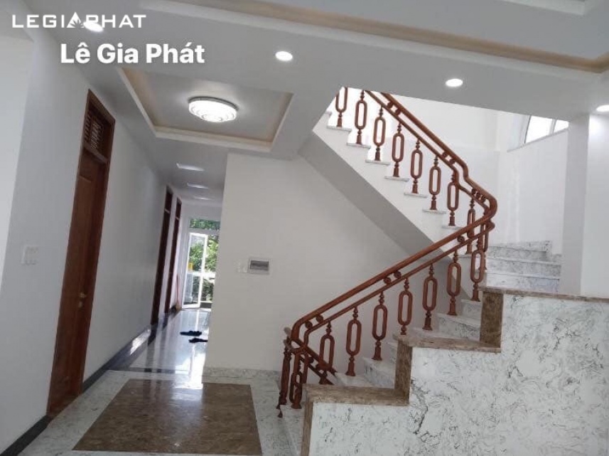 THI CÔNG NHÀ ANH NGUYỄN CHÂU VINH