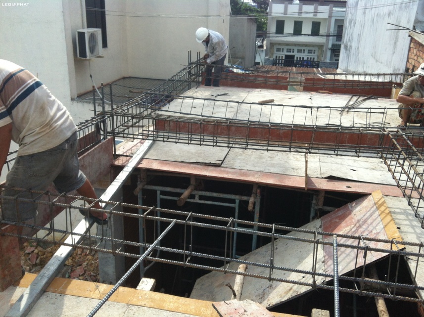 THI CÔNG NHÀ ANH LƯU NGỌC THÀNH