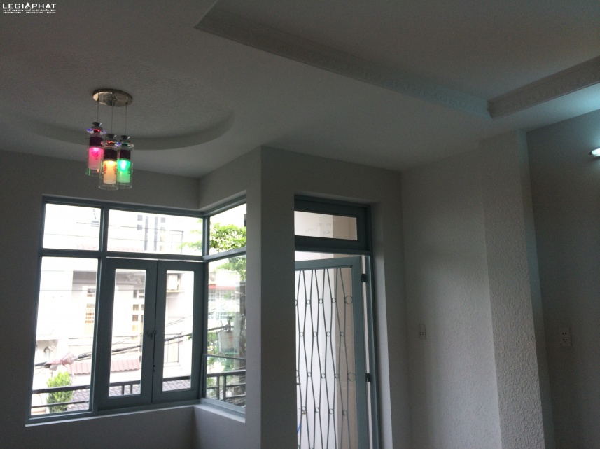 NHÀ CHÚ NGUYỄN CHÍ CÔNG