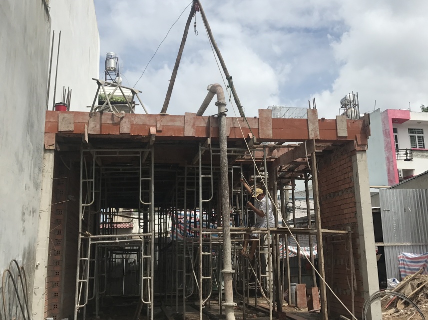 THI CÔNG NHÀ ANH TÔ VĂN SUA