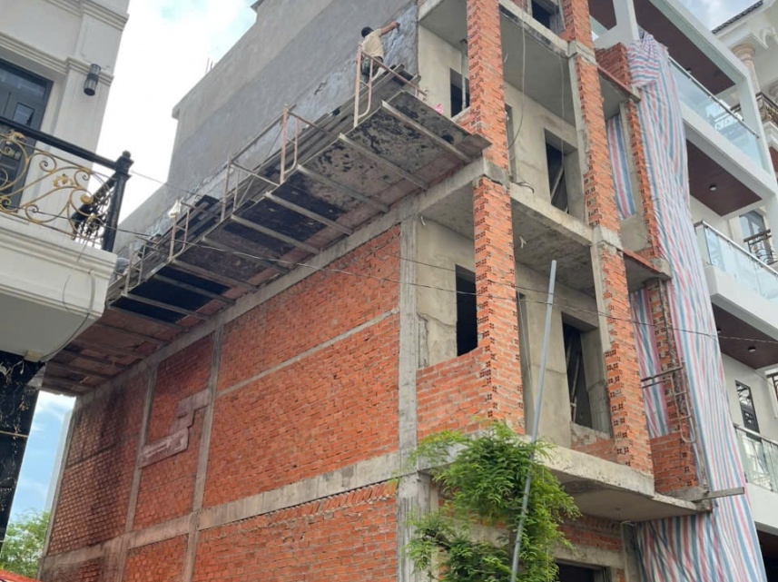 NHÀ ANH LÊ VĂN VŨ